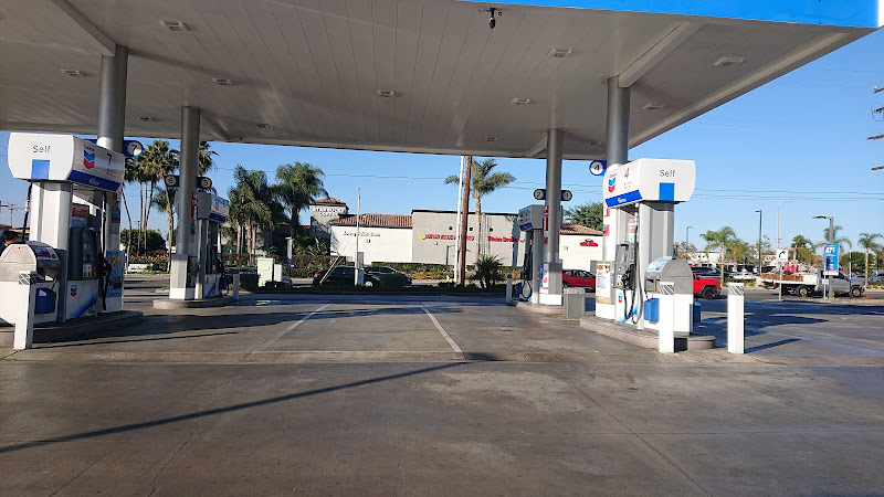 A & A Chevron S Western Ave