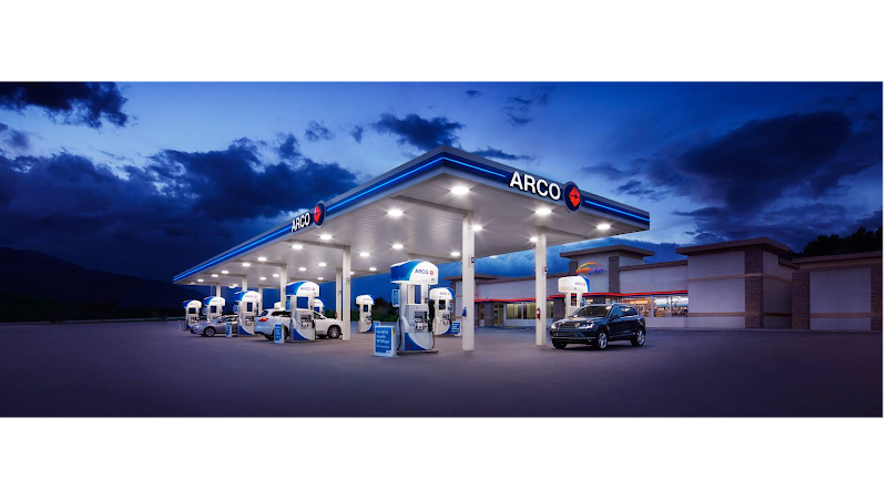 Arco Hegenberger Rd