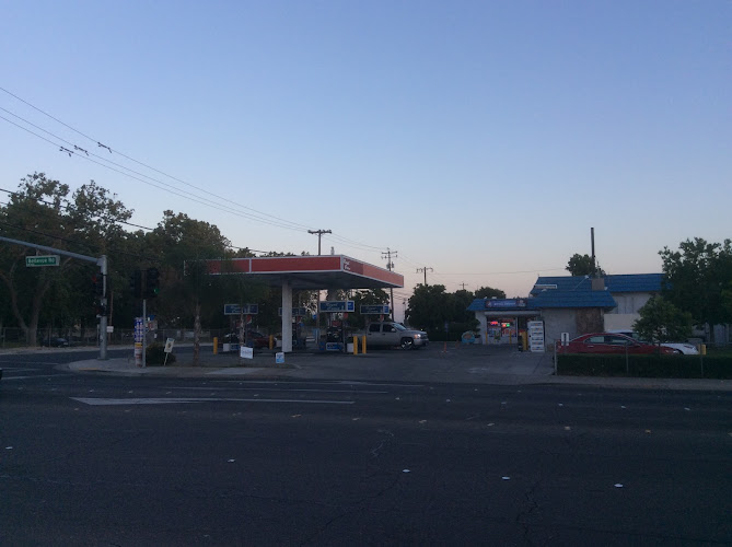 Brothers Royal Crown Mini Mart N Buhach Rd