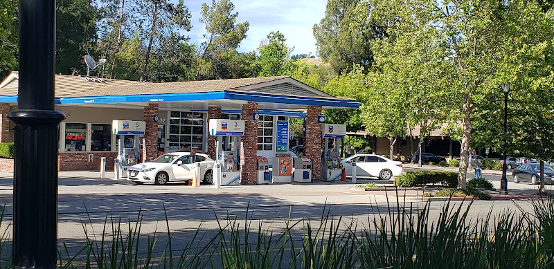 Chevron Tice Valley Blvd
