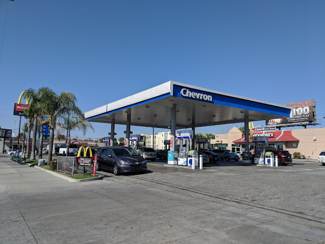 Chevron Rosecrans Ave