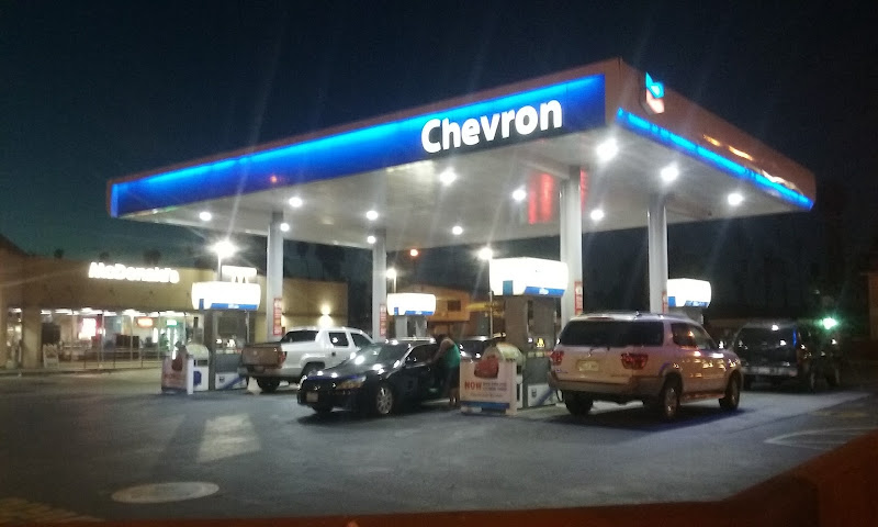 Chevron W Century Blvd
