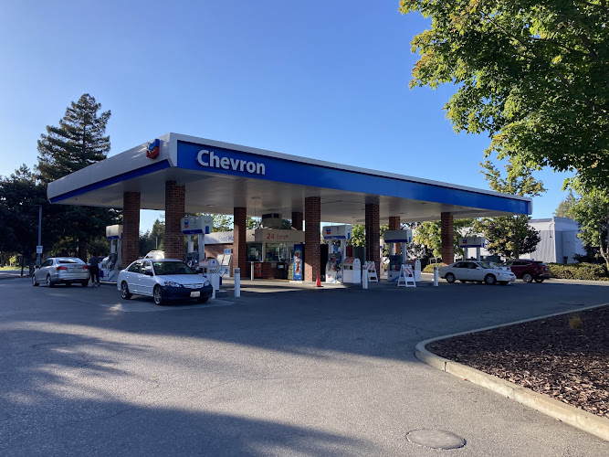 Chevron N Shoreline Blvd