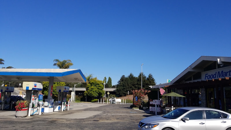 Chevron Bay Ave