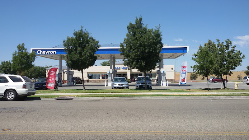 Chevron S 19 1/2 Ave