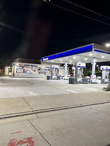 Chevron N Azusa Ave