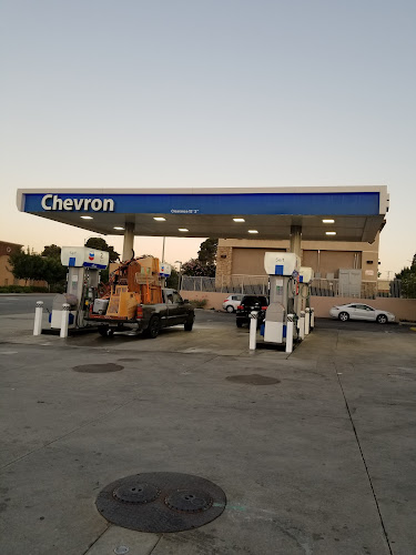 Chevron W Ramsey St