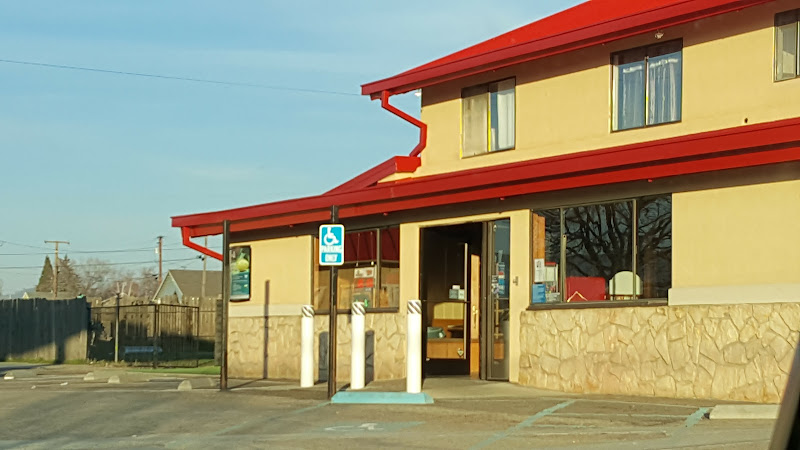 Chevron Stallion Springs Dr