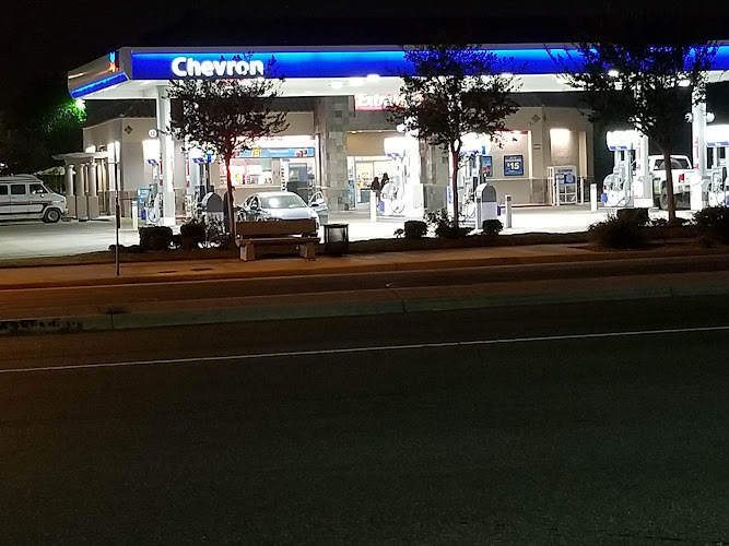 Chevron Valley View St