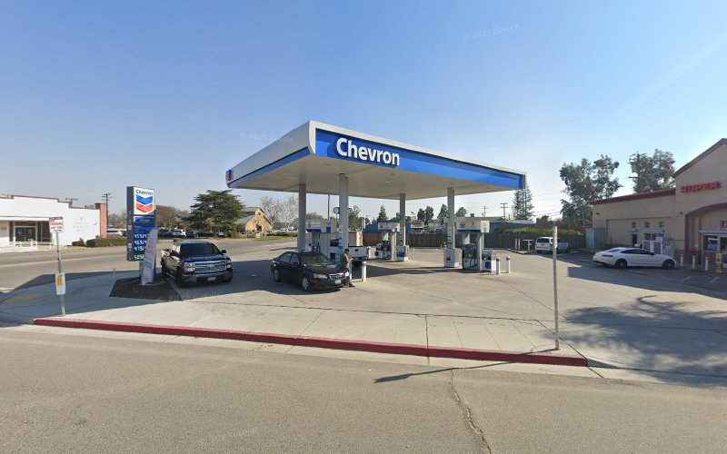 Chevron W Tahoe Ave