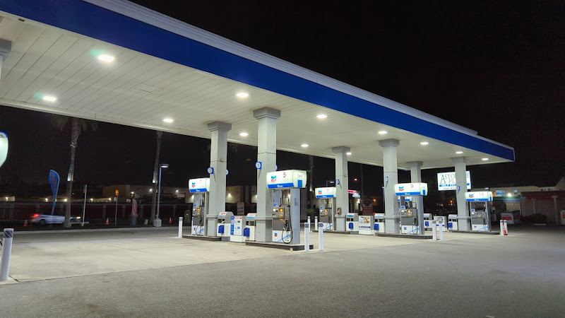Chevron Main St