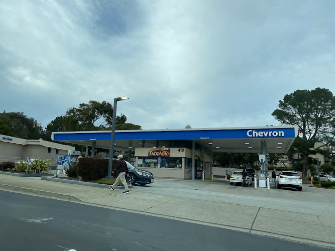 Chevron Hickey Blvd