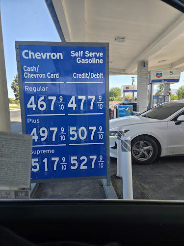 Chevron Harrison St