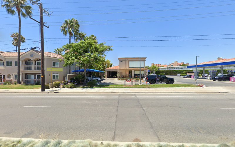 Chevron Superior Ave