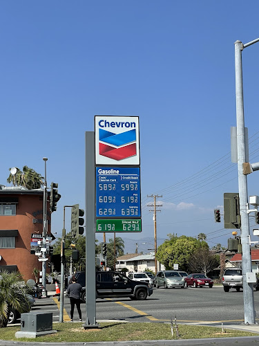 Chevron S Barranca Ave
