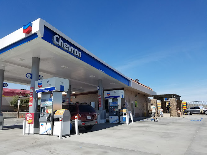 Chevron Barstow E Main St