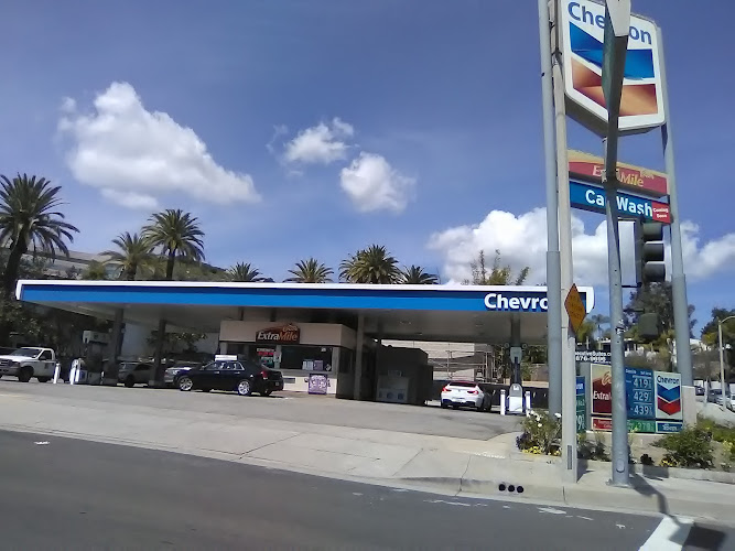 Chevron Extramilecalabasas Ventura Blvd