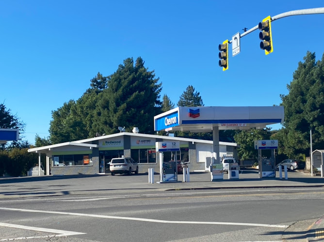 Chevron Willits S Main St