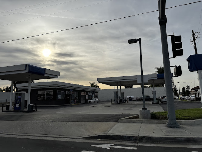 Egas Imperial Hwy.