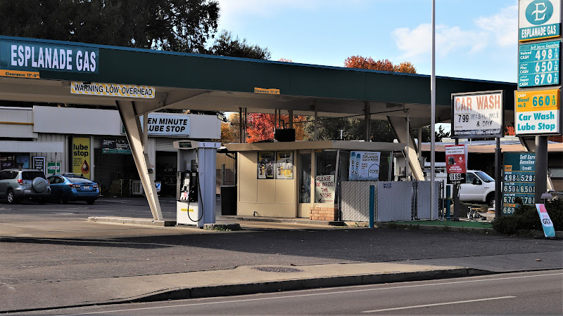 Esplanade Gas Esplanade