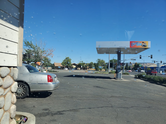 First Stop 2 5th Ave