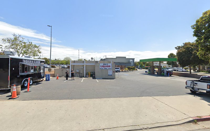 Gill's Foodmart E Grand Ave