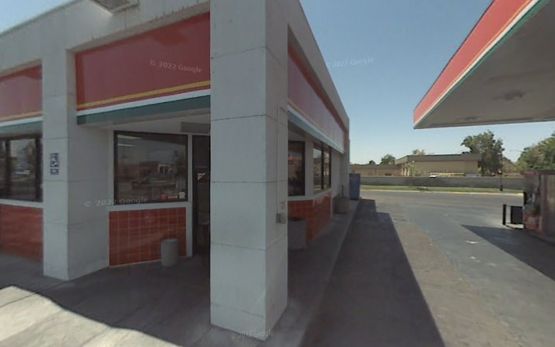 Jaco Oil Co N Lemoore Ave