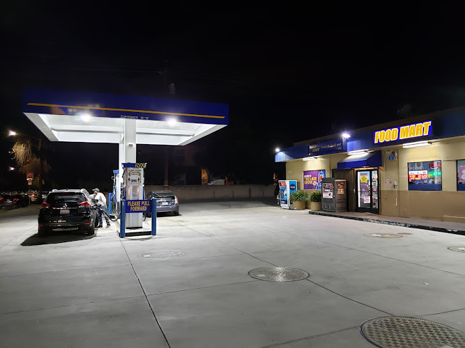 Kwik Serv N Hollywood Way