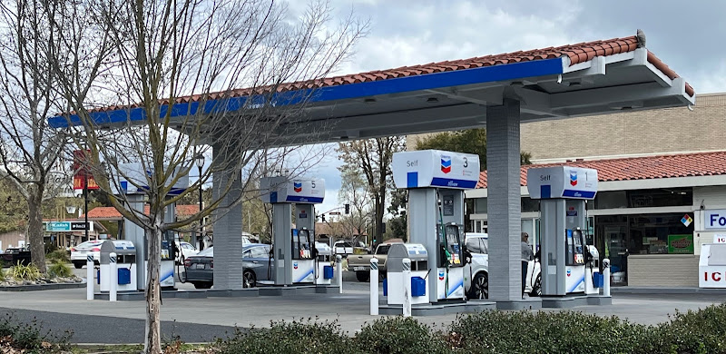 Lafayette Chevron Mount Diablo Blvd
