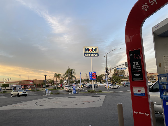 Mobil Magnolia St