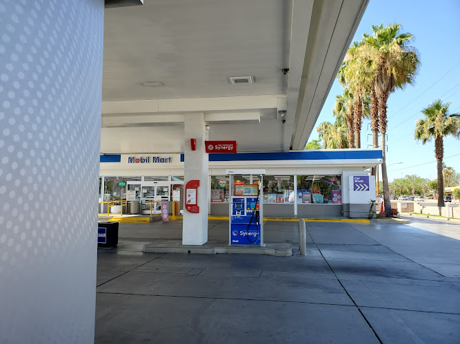 Mobil Date Palm Dr