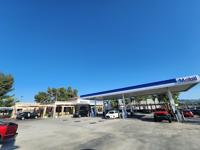 Mobil N Citrus St