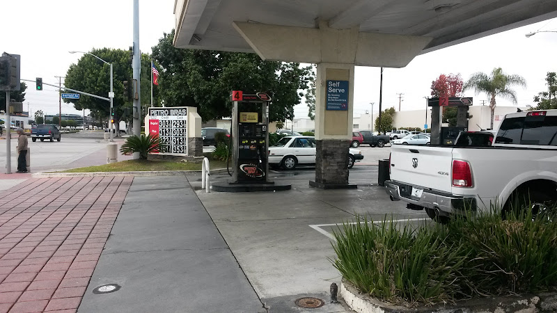 Petro Bras Alondra Blvd