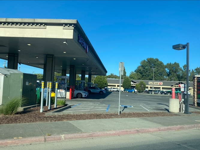 Safeway Fuel Station S Main St