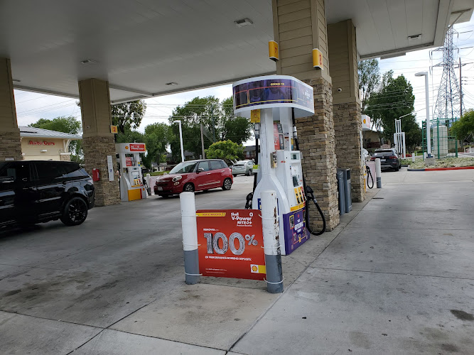 Shell Camden Ave