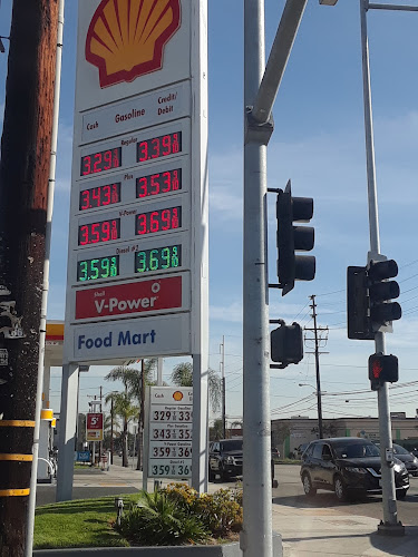 Shell W Imperial Hwy