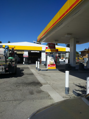 Shell Woodside Rd