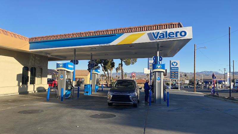 Valero E Main St