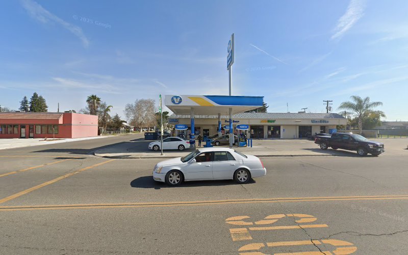 Valero W Tahoe Ave